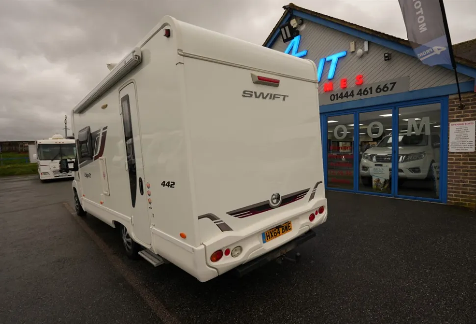 Swift Esprit 442 2014