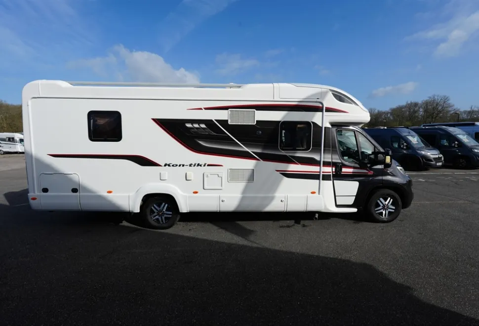 Swift Kon-Tiki 625 BLACK EDITION 2018
