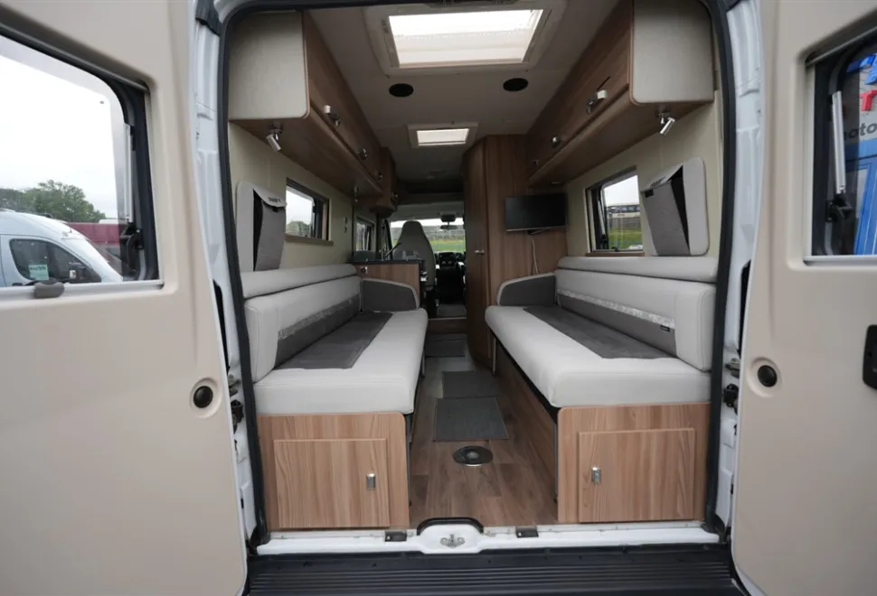 Swift Select 122 2019