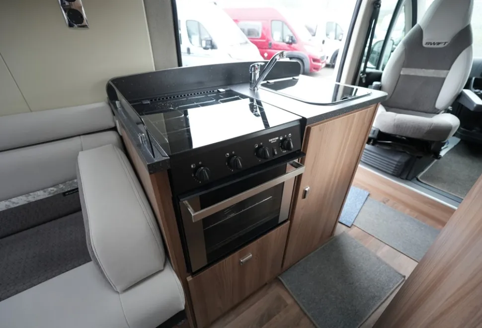 Swift Select 122 2019