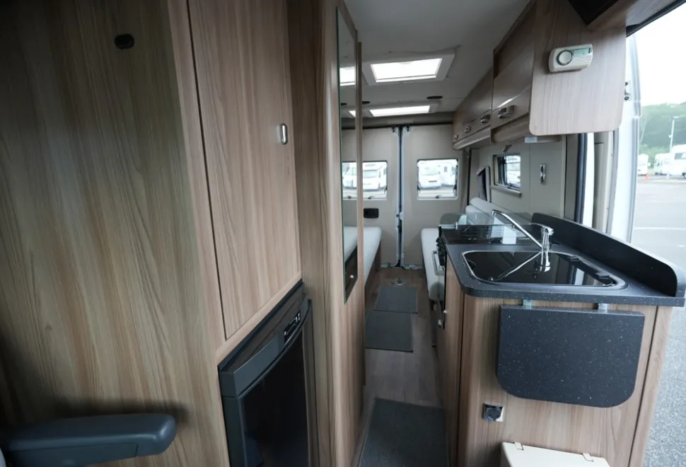 Swift Select 122 2019