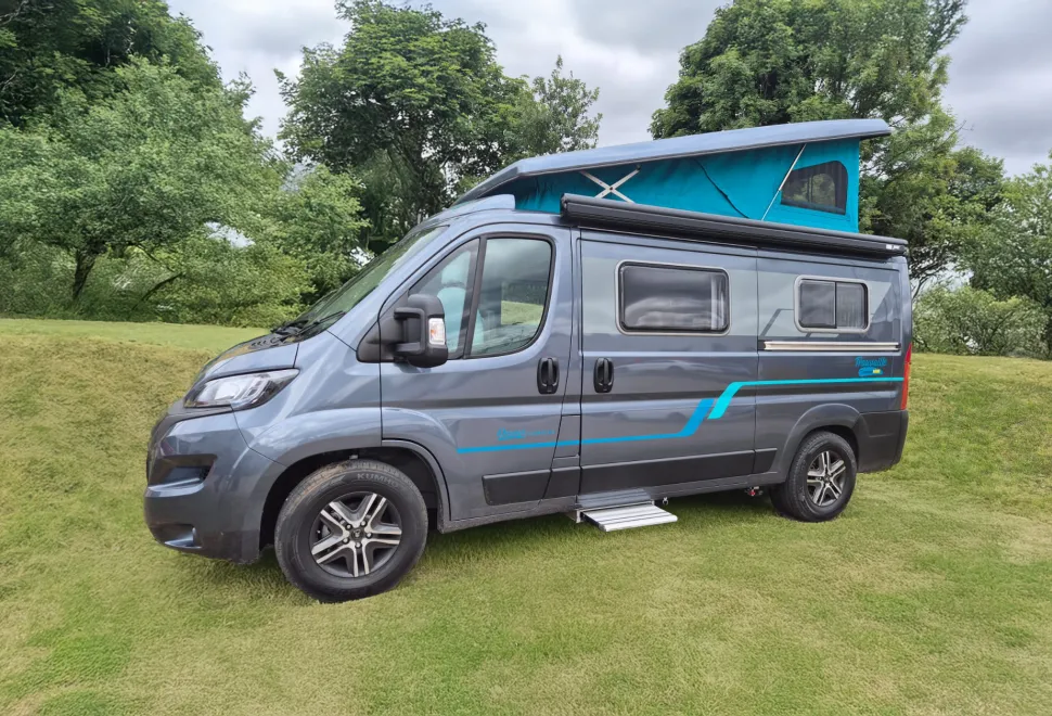 Orange Campers  Trouvaille Classique MWB Layout Option 2 in 2 Colours 2026