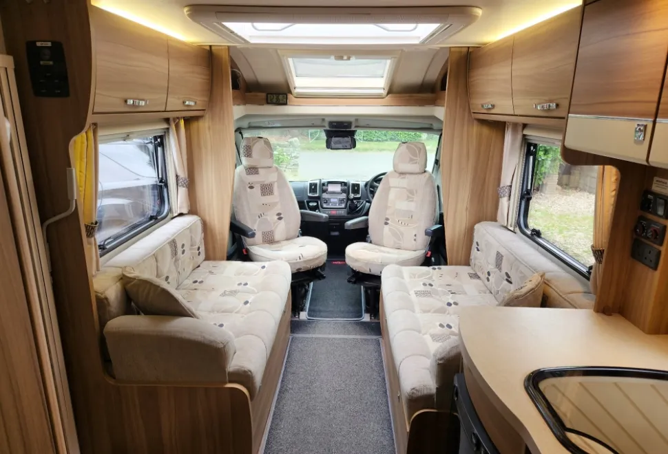 Elddis Motorhomes  MAJESTIC 105 2015