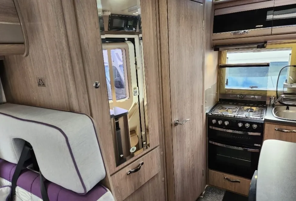 AUTOSLEEPER  BROADWAY EK 2020
