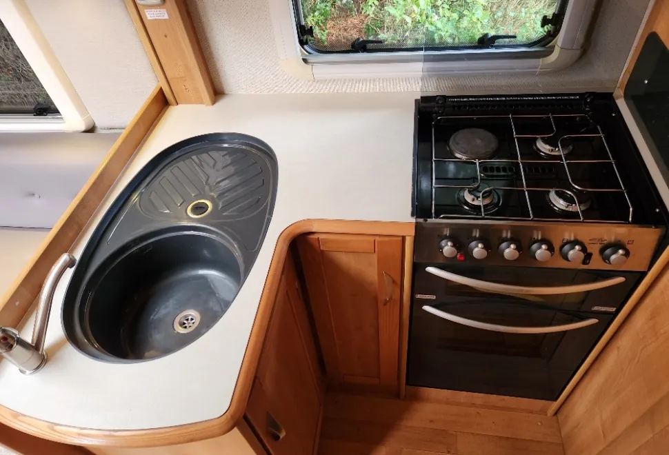 AUTO-TRAIL  CHEYENNE 635SE 2007