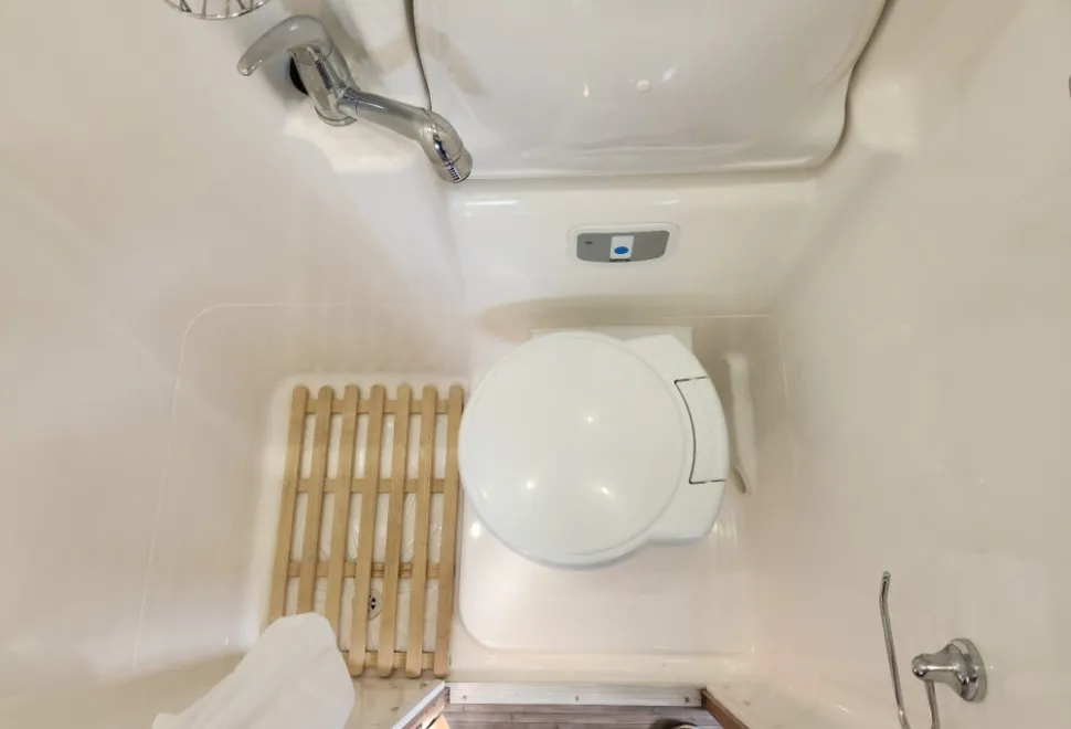 Auto-trail Motorhomes  V-LINE 610 SILVERLINE 2015