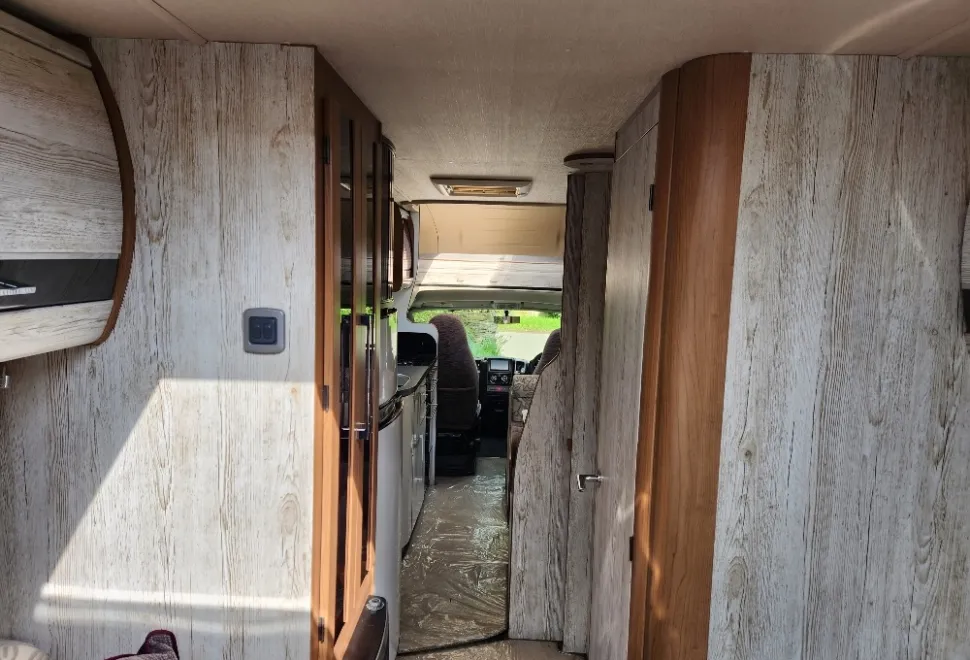 -  2014 AUTO-TRAIL SCOUT AUTOMATIC 