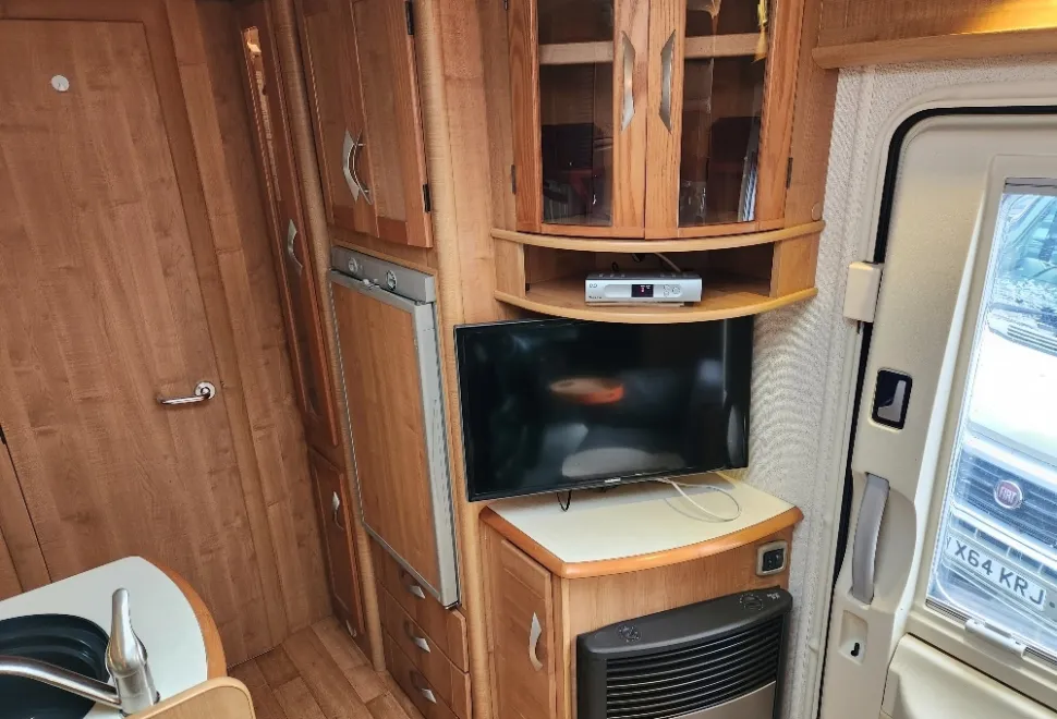 AUTO-TRAIL  CHEYENNE 635SE 2007