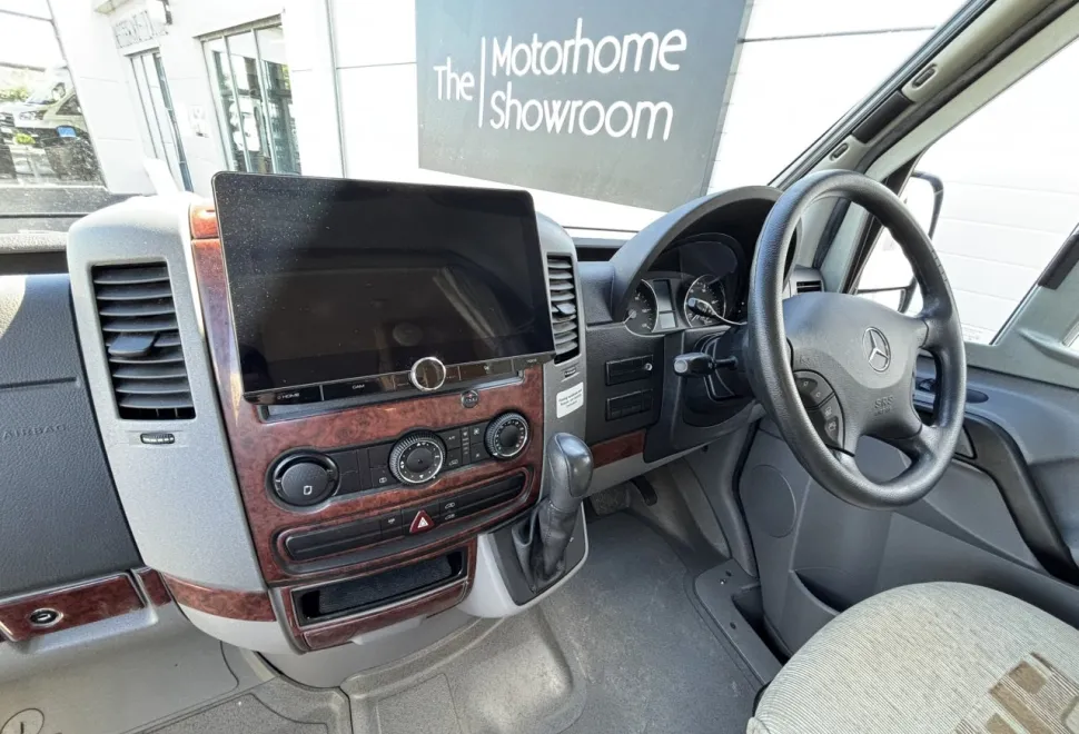 IH  Tio M | Automatic 2010