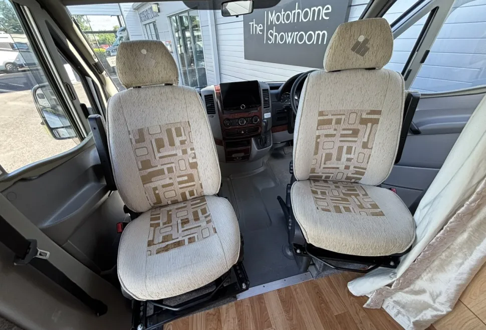 IH  Tio M | Automatic 2010