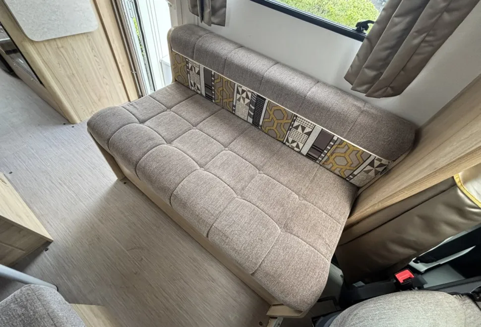 Elddis  Evolution 196 2017