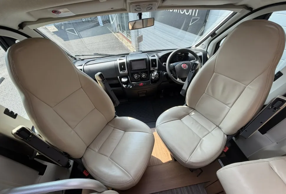 Auto-Trail  Mohawk 2013
