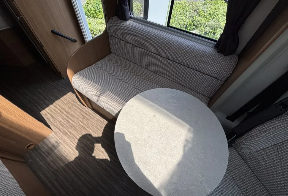 Auto-Trail  Tracker FB 2014