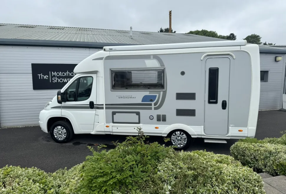 Auto-Sleeper  Broadway EK 2014