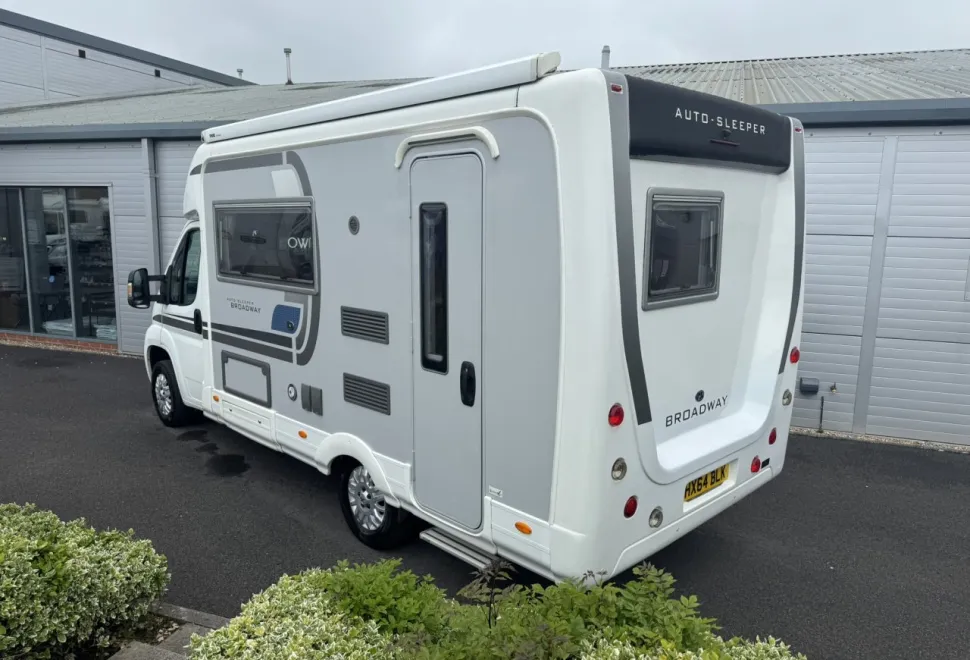 Auto-Sleeper  Broadway EK 2014