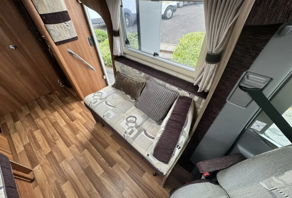 Auto-Sleeper  Burford Duo | Automatic 2015