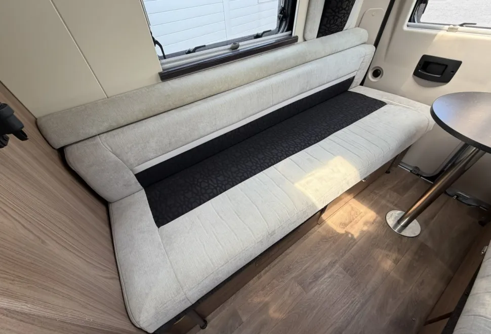 Autocruise  Rhythm 2016
