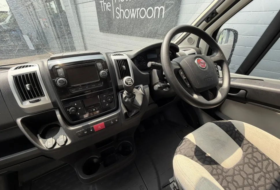 Autocruise  Rhythm 2016