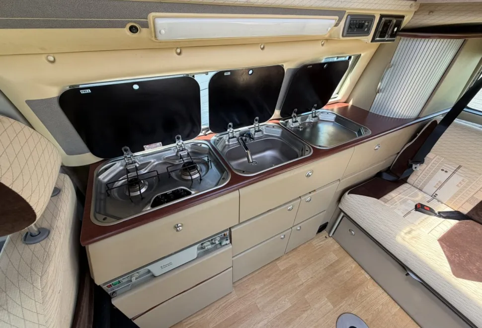 Auto-Sleeper  Trident 2006