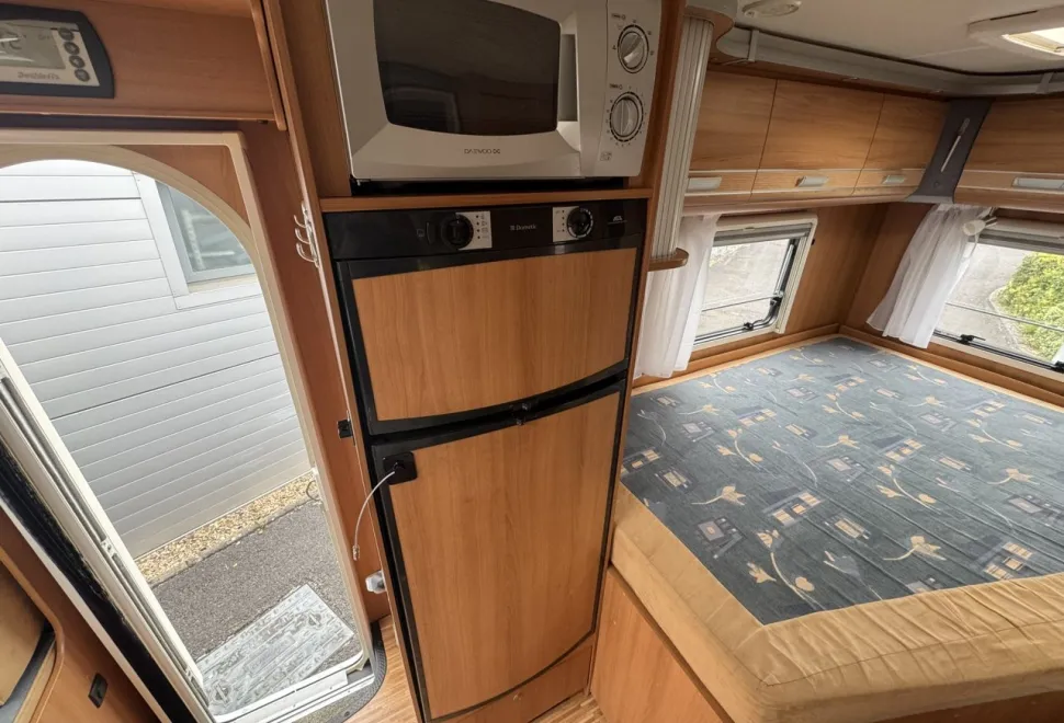 Dethleffs  Advantage T6501 2008