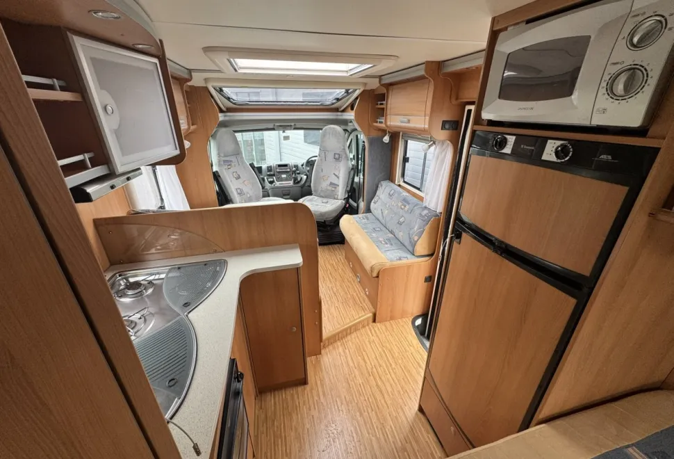 Dethleffs  Advantage T6501 2008