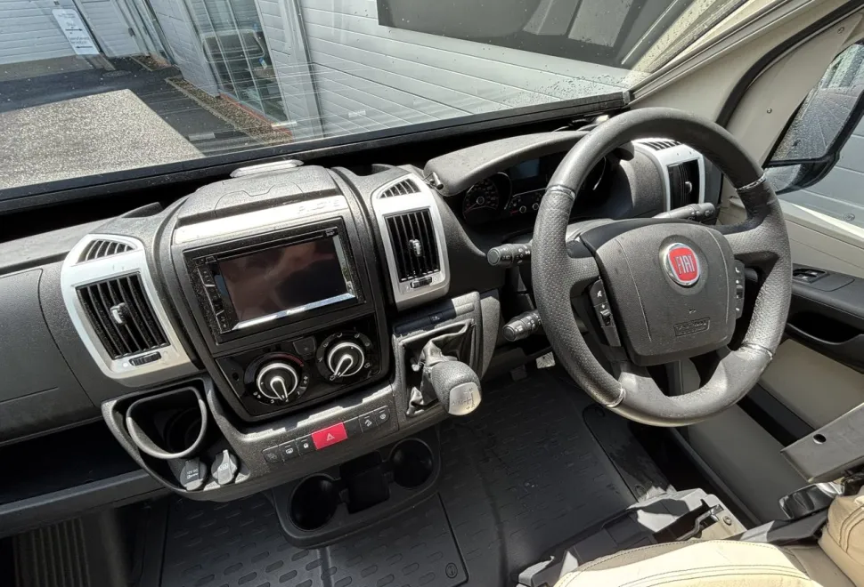 Pilote  Sensation P740GJ | Automatic 2019