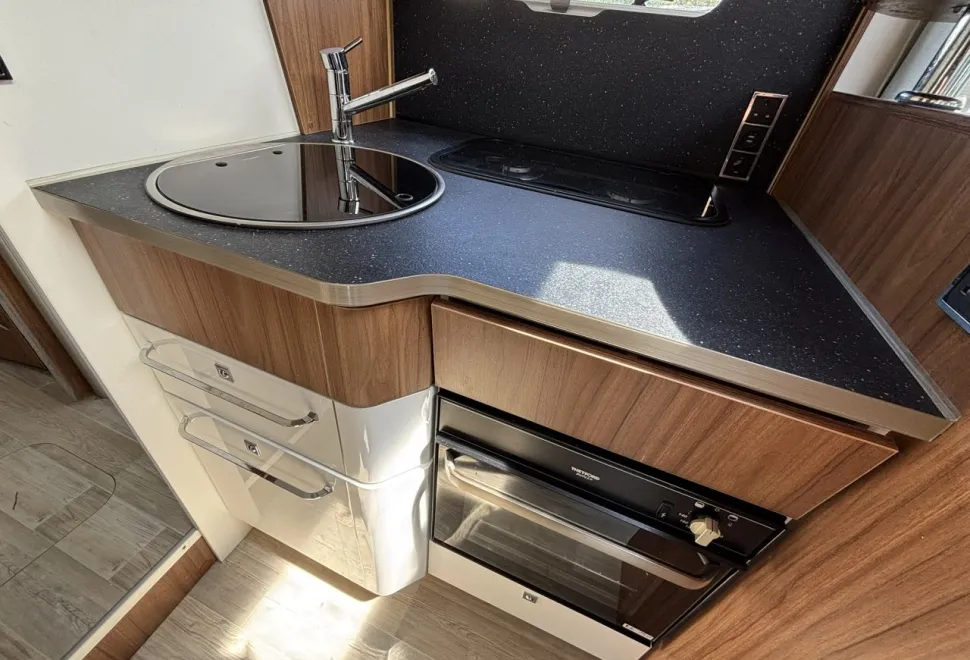 Pilote  Sensation P740GJ | Automatic 2019