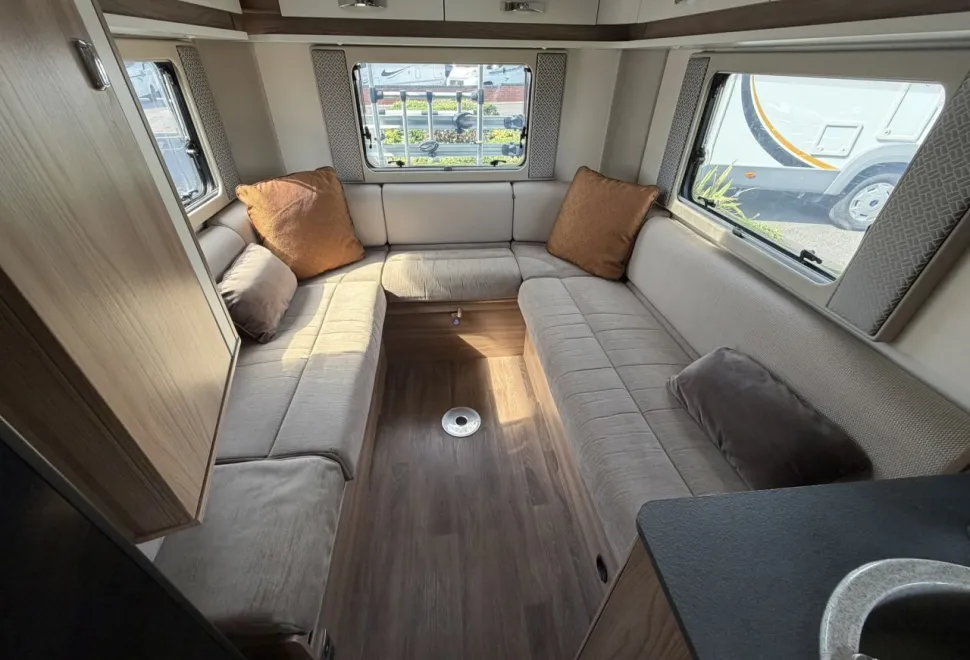 Swift  Freestyle 674 2019