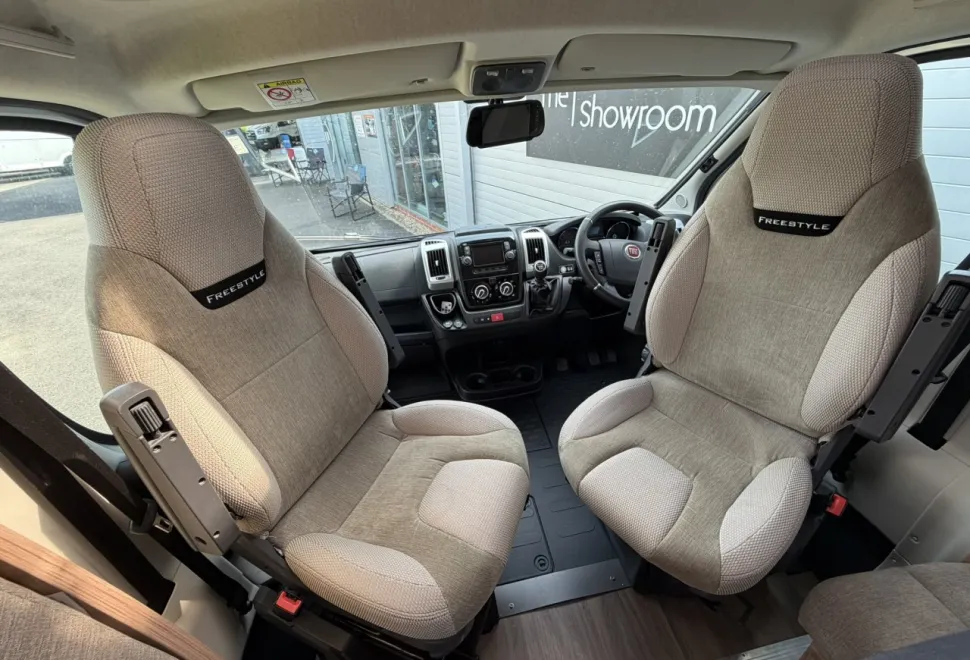 Swift  Freestyle 674 2019