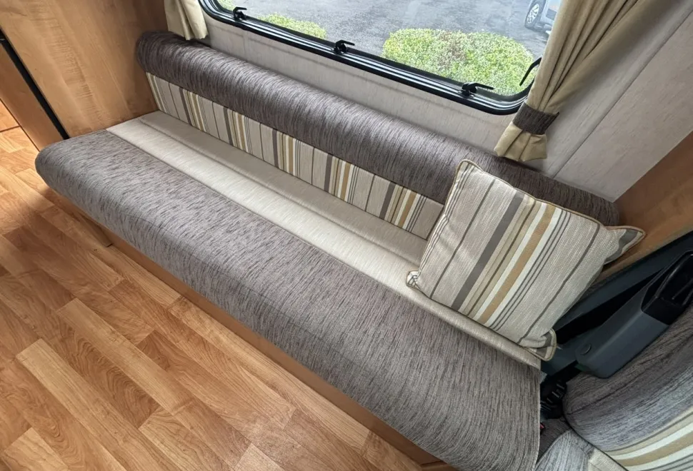 Auto-Trail  Tribute T-615 2013