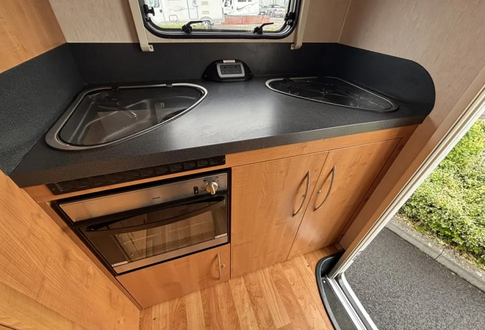 Auto-Trail  Tribute T-615 2013