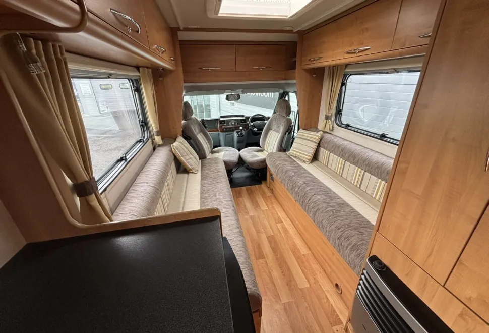 Auto-Trail  Tribute T-615 2013