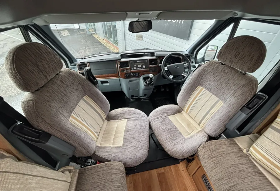 Auto-Trail  Tribute T-615 2013