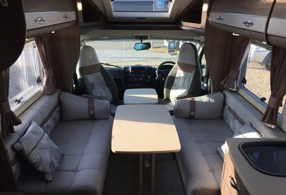 Auto-Sleepers  Broadway FB 2022
