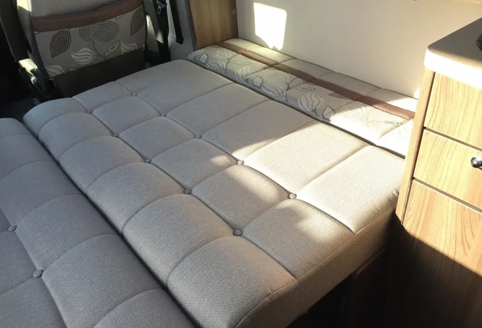 Auto-Sleepers  Broadway FB 2022