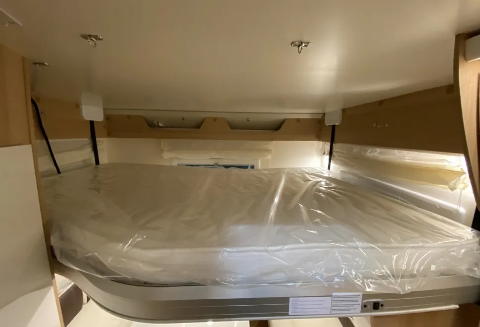 McLouis  Fusion 330 (F-00608) 