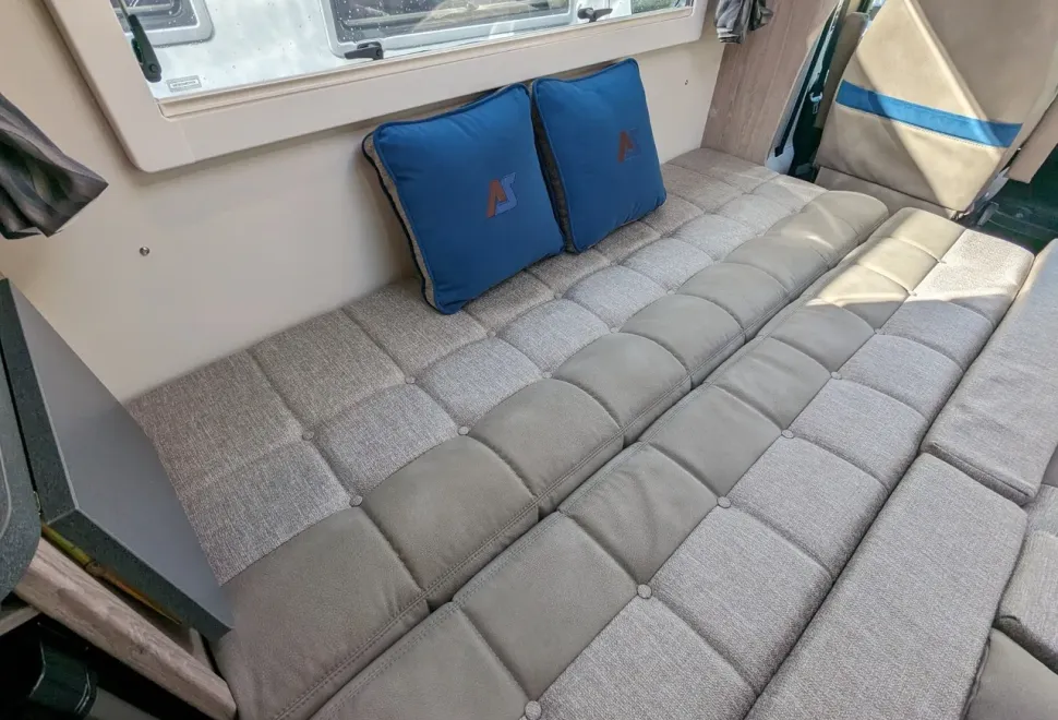 Auto-Sleepers  Broadway EK (K-05274) 