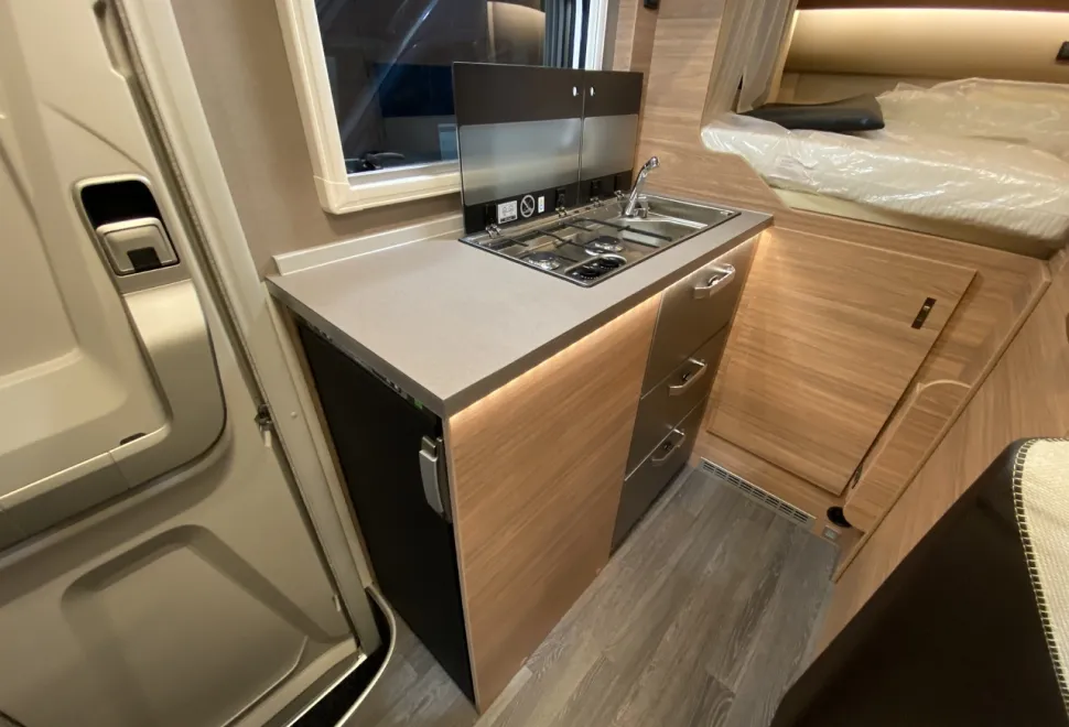 Weinsberg  X-Cursion Van 500 MQ LHD (BN1838) 2025
