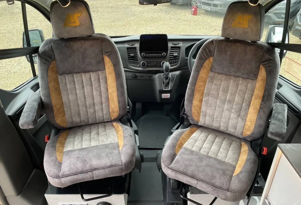 Auto-Sleepers  Custom Air Auto (T-00140) 