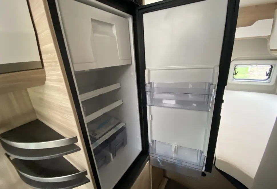 Knaus  Boxlife Pro 630 Freeway  Automatic 60 Years (BN: 0868) 