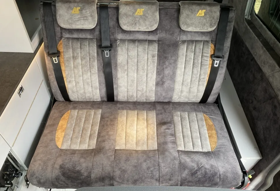 Auto-Sleepers  Custom Air Auto (T-00138) 