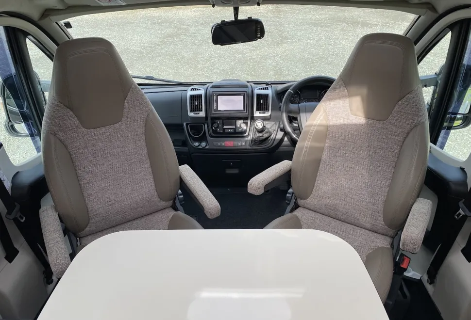 Dethleffs  Globebus T006 GT 2017
