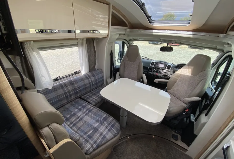 Dethleffs  Globebus T006 GT 2017