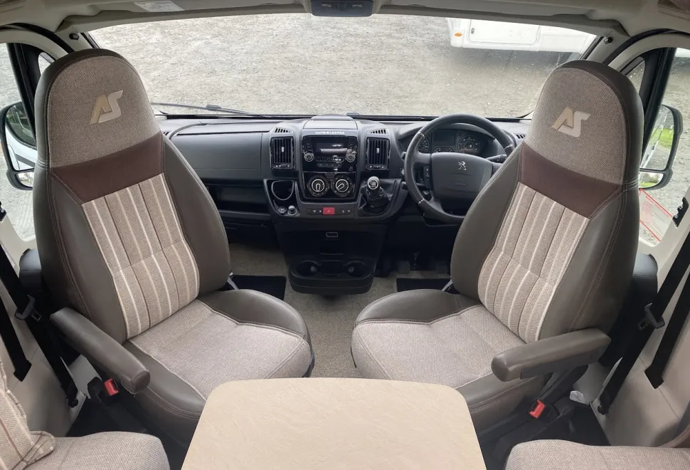 Auto-Sleepers  Corinium FB 2017