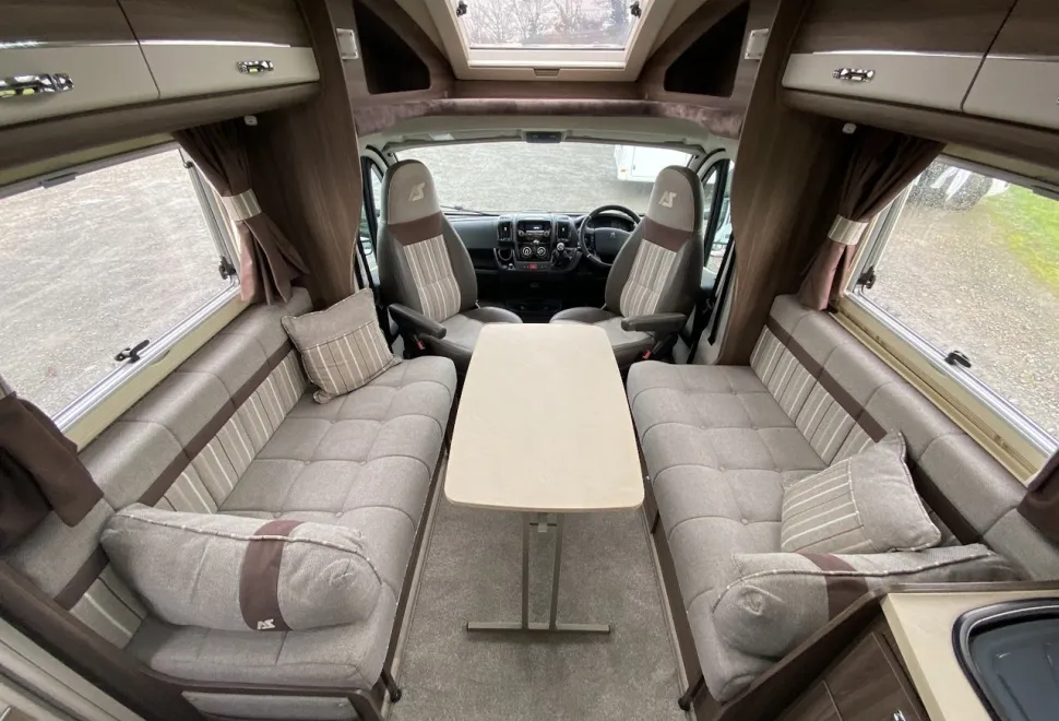 Auto-Sleepers  Corinium FB 2017