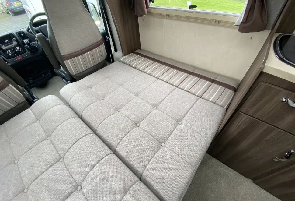 Auto-Sleepers  Corinium FB 2017