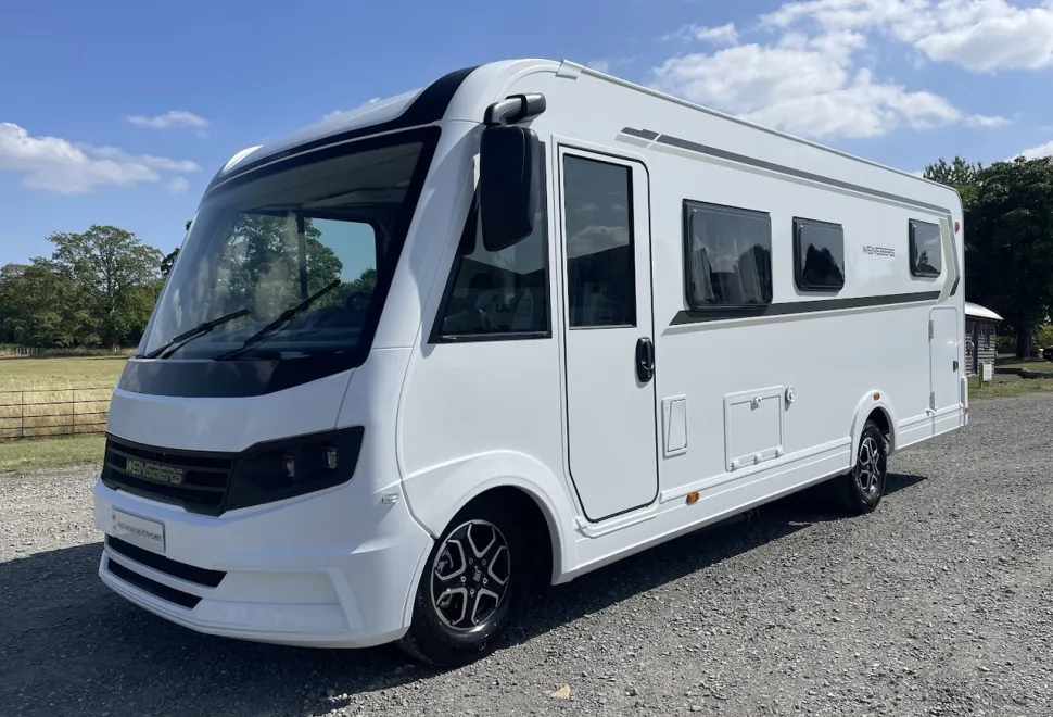 Weinsberg  CaraCore 700 MEG Light (BN: 8919) 
