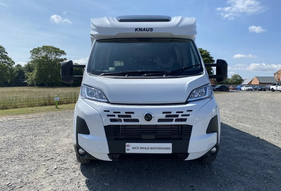 Knaus  Live Wave 650 MG P/S  (BN: 1504) 