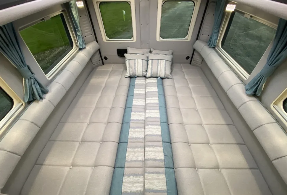 Auto-Sleepers  Warwick XL 2021