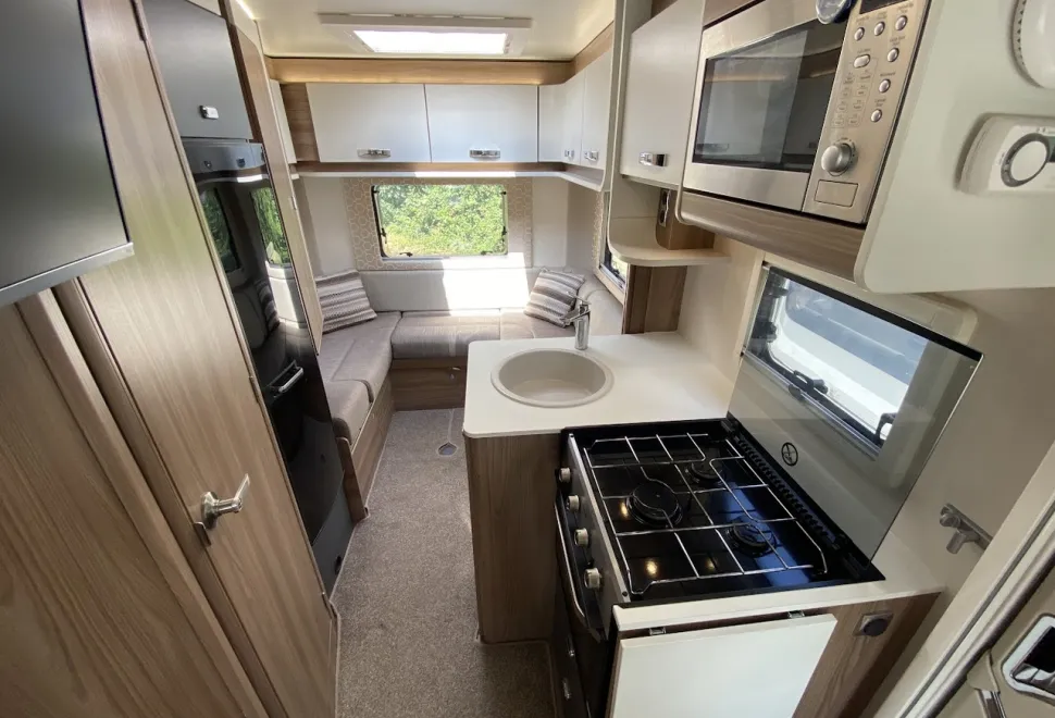 Swift  Escape 685 Coastline 2020